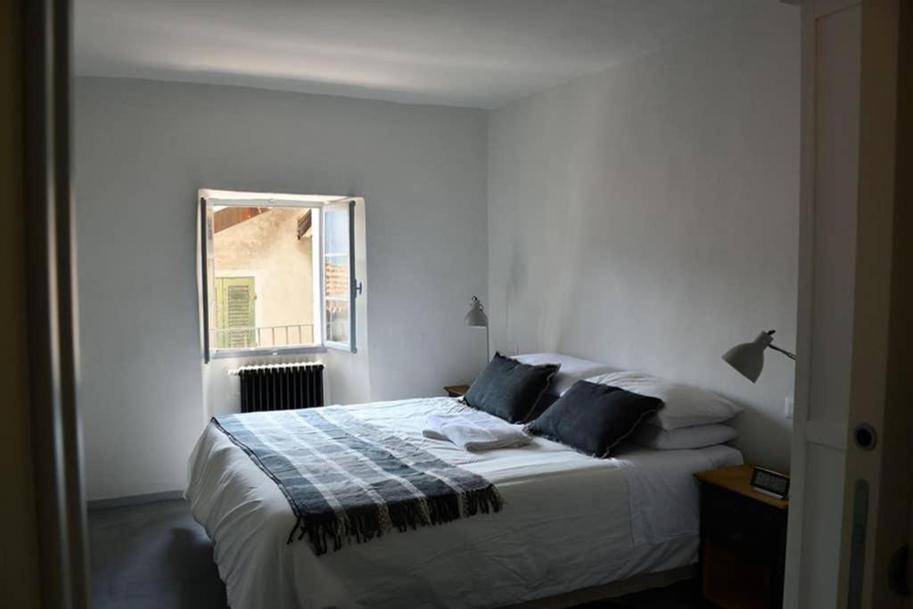 Rocks Apartment Colonno Exterior photo