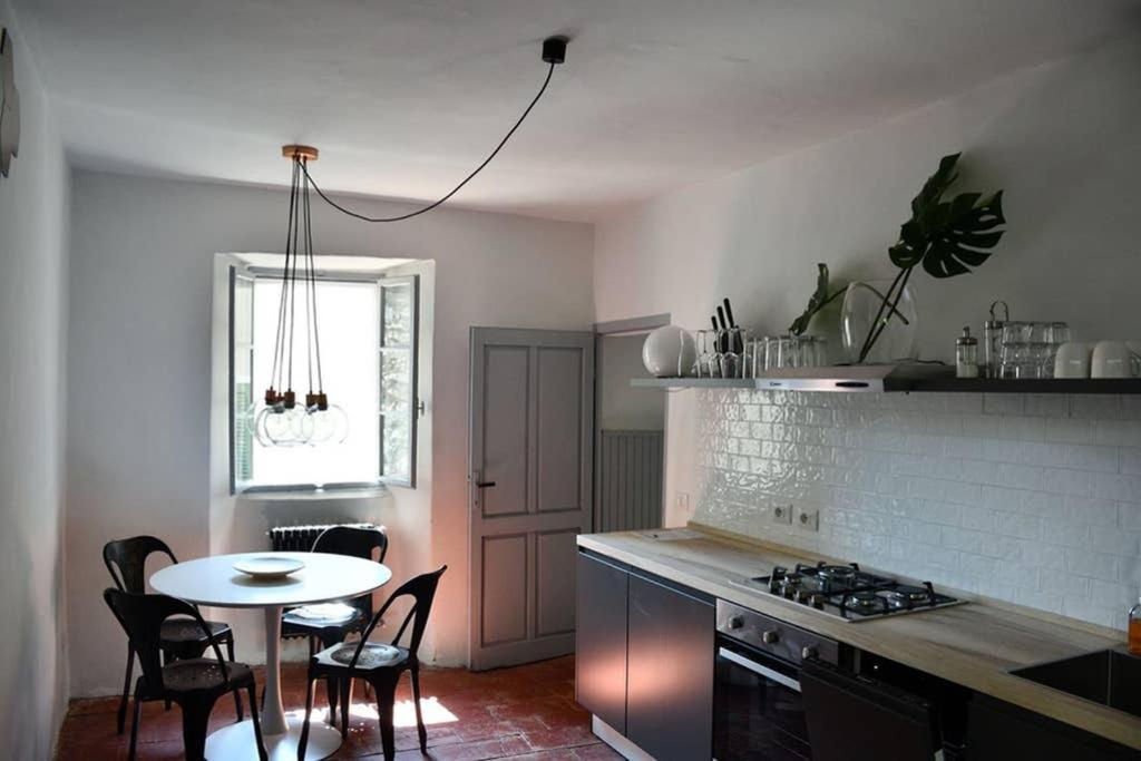 Rocks Apartment Colonno Exterior photo