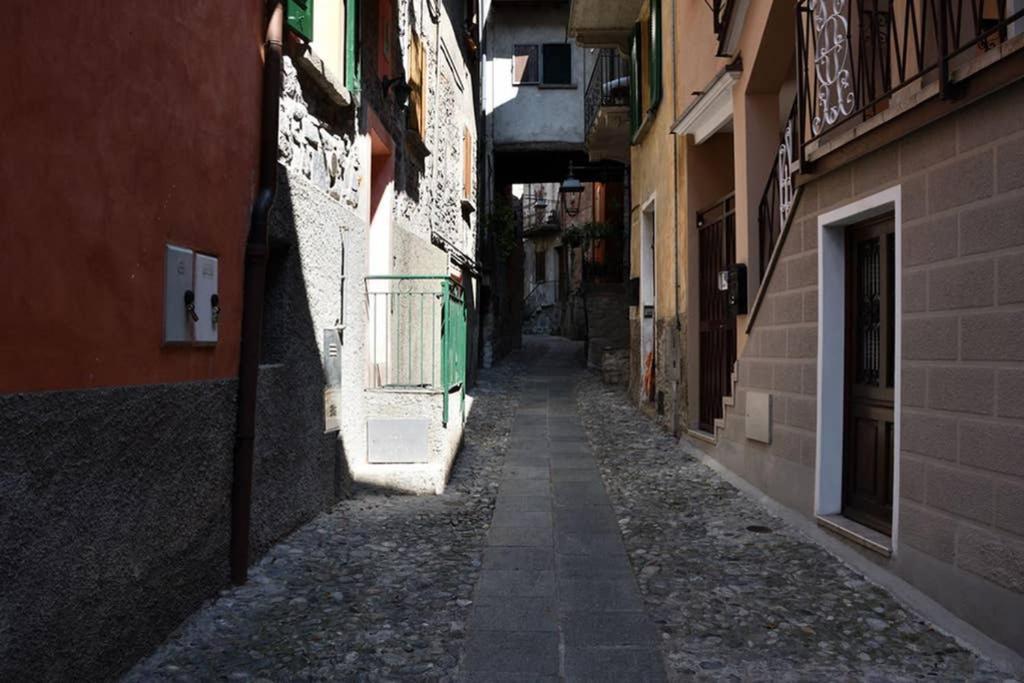 Rocks Apartment Colonno Exterior photo
